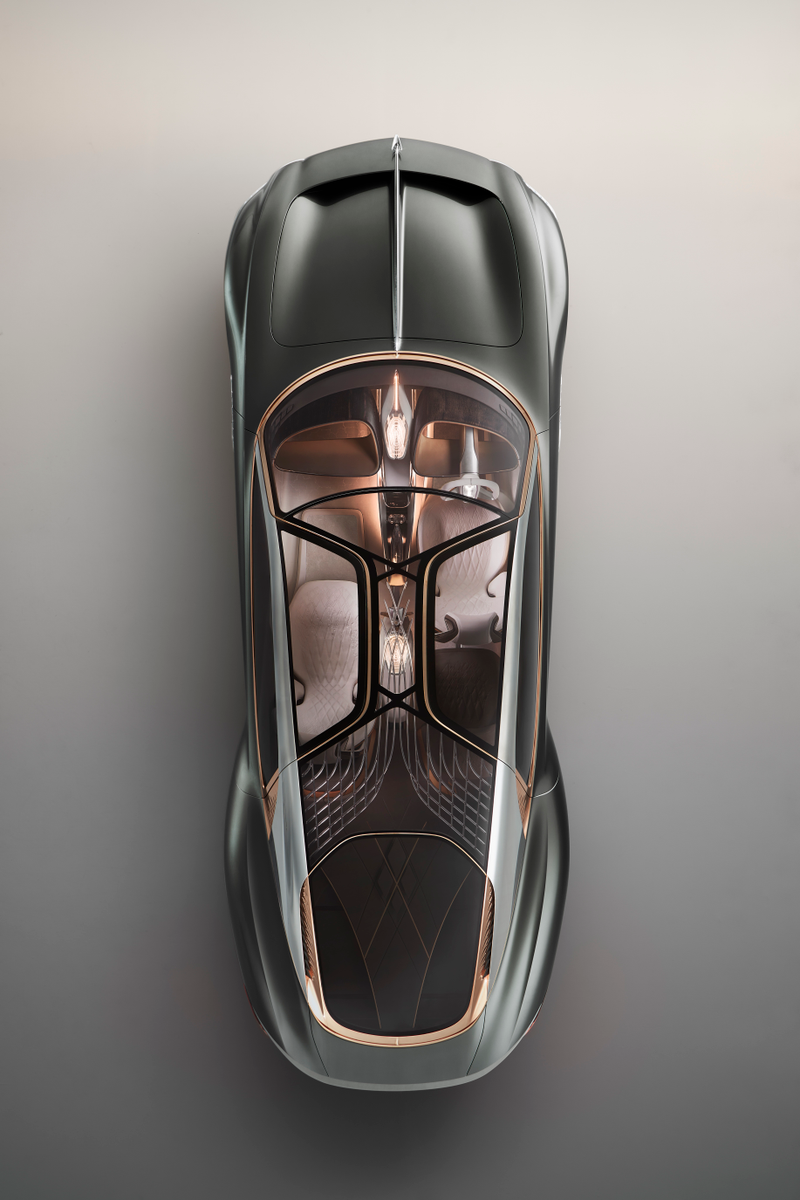 Illustration for article titled Bentley's EXP 100 GT Imagines Electric Luxury and AI Assistants this year 2035